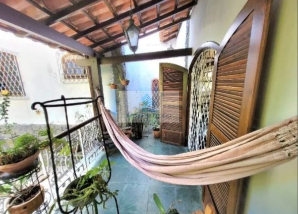 Imagem Casa com 4 Quartos à Venda, 216 m² em Maria Paula - Niterói Imagem Casa com 4 Quartos à Venda, 216 m² em Maria Paula - Niterói