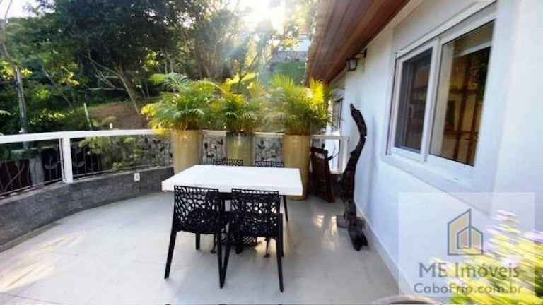 Imagem Casa de Condomínio com 2 Quartos à Venda, 120 m² em Ferradura - Búzios