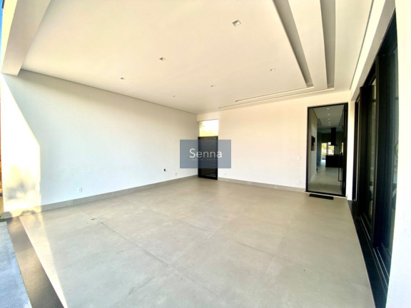 Imagem Casa com 3 Quartos à Venda, em Jardim Novo Mundo - Jundiaí Imagem Casa com 3 Quartos à Venda, em Jardim Novo Mundo - Jundiaí