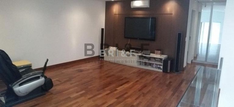 Imagem Casa com 3 Quartos à Venda, 750 m² em Jardim Dos Estados - São Paulo