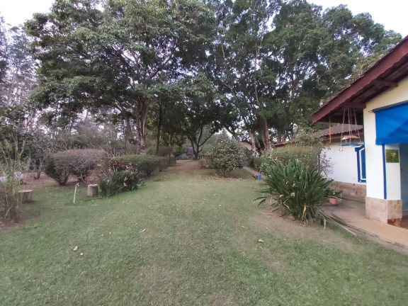 Imagem Chácara com 6 Quartos à Venda, 30 m² em Araras Pereiras - Bragança Paulista Imagem Chácara com 6 Quartos à Venda, 30 m² em Araras Pereiras - Bragança Paulista