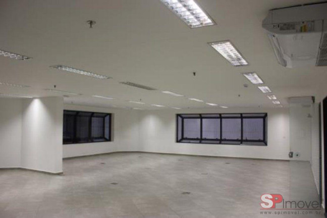 Imagem Imóvel com 1 Quarto à Venda, 180 m² em água Branca - São Paulo Imagem Imóvel com 1 Quarto à Venda, 180 m² em água Branca - São Paulo