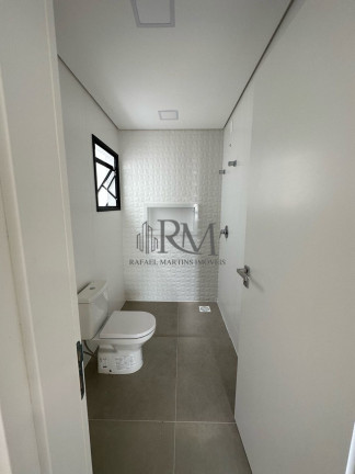 Imagem Sobrado com 3 Quartos à Venda, 183 m² em Bairro Deltaville - Biguaçu Imagem Sobrado com 3 Quartos à Venda, 183 m² em Bairro Deltaville - Biguaçu