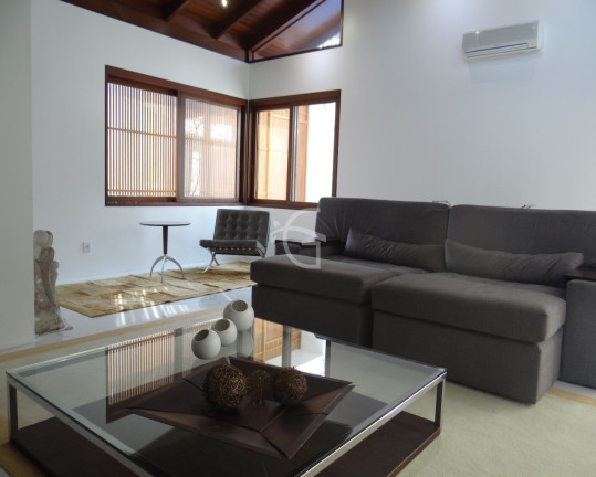 Imagem Casa com 4 Quartos à Venda, 500 m² em Glória - Joinville Imagem Casa com 4 Quartos à Venda, 500 m² em Glória - Joinville