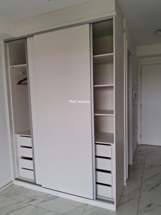 Imagem Imóvel com 1 Quarto à Venda, 25 m² em Santo Amaro - São Paulo Imagem Imóvel com 1 Quarto à Venda, 25 m² em Santo Amaro - São Paulo