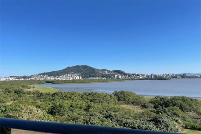 Imagem Imóvel com 2 Quartos à Venda,  em João Paulo - Florianópolis