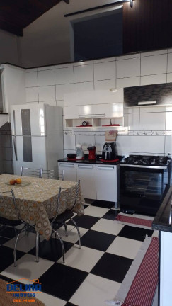 Imagem Casa com 4 Quartos à Venda, 150 m² em Jardim Pereira - Mairiporã Imagem Casa com 4 Quartos à Venda, 150 m² em Jardim Pereira - Mairiporã