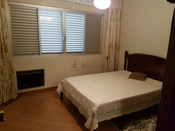 Imagem Casa com 7 Quartos à Venda, 322 m² em Centro - Balneário Camboriú Imagem Casa com 7 Quartos à Venda, 322 m² em Centro - Balneário Camboriú