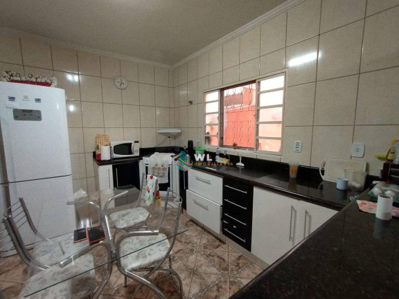Imagem Casa com 4 Quartos à Venda, 187 m² em Jardim Santo Antonio - Vinhedo Imagem Casa com 4 Quartos à Venda, 187 m² em Jardim Santo Antonio - Vinhedo