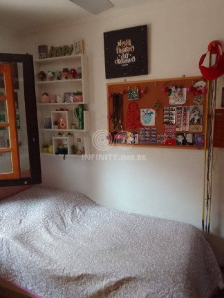 Imagem Casa com 5 Quartos à Venda, 190 m² em Vila Diva - Carapicuíba