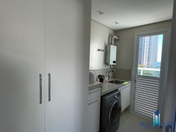 Imagem Apartamento com 3 Quartos à Venda, 197 m² em Pioneiros - Balneário Camboriú Imagem Apartamento com 3 Quartos à Venda, 197 m² em Pioneiros - Balneário Camboriú