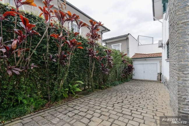 Imagem Casa com 4 Quartos à Venda, 343 m² em Lapa - São Paulo Imagem Casa com 4 Quartos à Venda, 343 m² em Lapa - São Paulo
