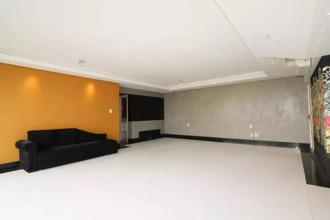Imagem Apartamento com 3 Quartos à Venda, 134 m² em Moinhos De Vento - Porto Alegre Imagem Apartamento com 3 Quartos à Venda, 134 m² em Moinhos De Vento - Porto Alegre