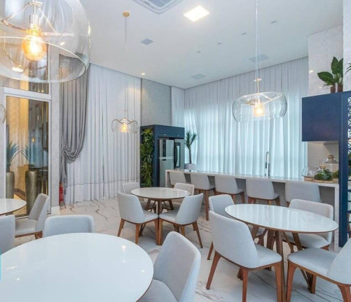 Apartamento com 3 Quartos à Venda, 131 m² em Meia Praia - Itapema