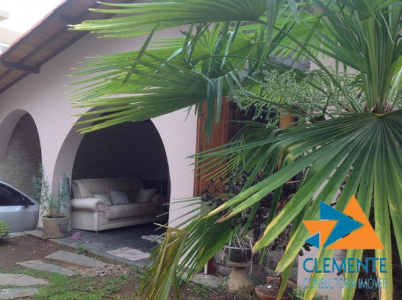 Imagem Casa com 7 Quartos à Venda, 350 m² em Ouro Preto - Belo Horizonte