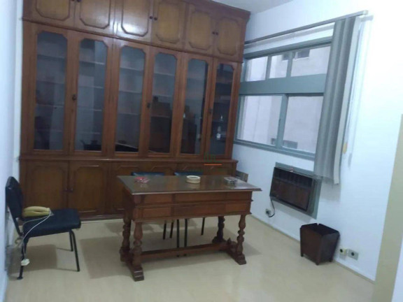 Sala Comercial à Venda, 22 m² em Centro - Niterói