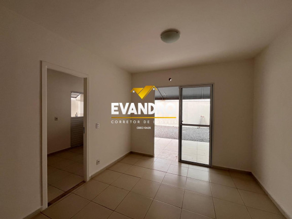 Casa com 3 Quartos à Venda, 198 m² em Jardim Imperial - Cuiabá