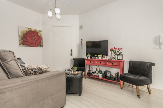 Imagem Imóvel com 2 Quartos à Venda, 57 m² em Vila Nova - Porto Alegre Imagem Imóvel com 2 Quartos à Venda, 57 m² em Vila Nova - Porto Alegre