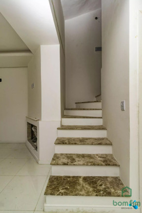 Imagem Casa com 3 Quartos à Venda, 180 m² em Guarujá - Porto Alegre Imagem Casa com 3 Quartos à Venda, 180 m² em Guarujá - Porto Alegre