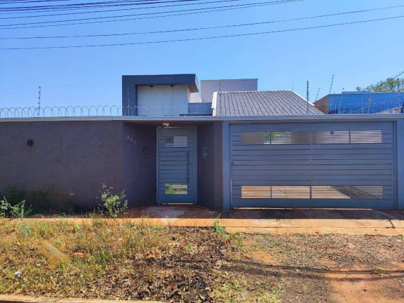 Casa com 3 Quartos à Venda, 185 m² em Parque Residencial Rita Vieira - Campo Grande