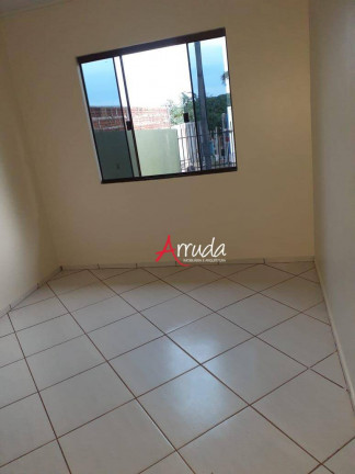 Imagem Casa com 3 Quartos à Venda, 70 m² em Montreal - Cascavel