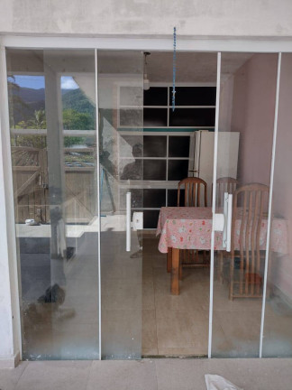 Imagem Sobrado com 3 Quartos à Venda, 178 m² em Massaguaçu - Caraguatatuba Imagem Sobrado com 3 Quartos à Venda, 178 m² em Massaguaçu - Caraguatatuba