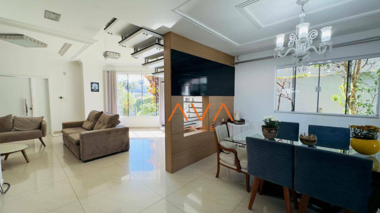 Imagem Casa com 4 Quartos à Venda, 310 m² em Ingleses - Florianópolis