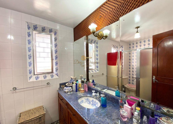 Imagem Casa com 4 Quartos à Venda, 381 m² em Jardim Cascata - Teresópolis Imagem Casa com 4 Quartos à Venda, 381 m² em Jardim Cascata - Teresópolis