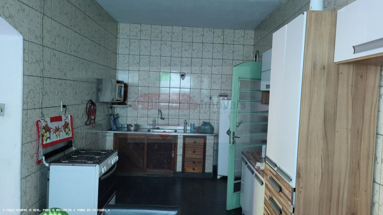 Imagem Casa com 3 Quartos à Venda, 218 m² em Vila Sao Jose - Taubaté