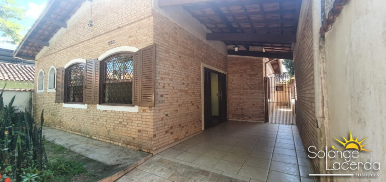 Casa com 5 Quartos para Alugar, 206 m² em Centro - Ubatuba