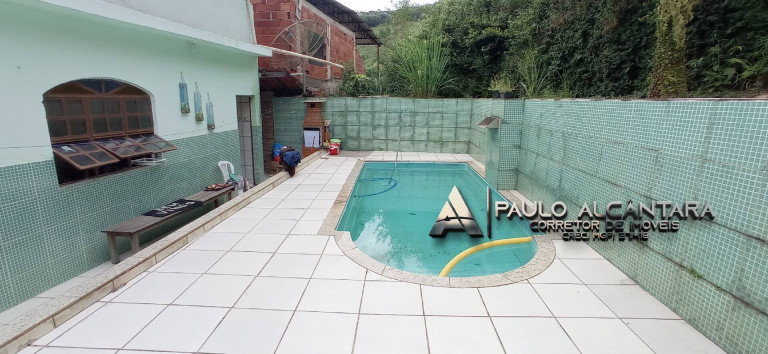 Imagem Casa com 4 Quartos à Venda, 147 m² em Caladinho - Coronel Fabriciano Imagem Casa com 4 Quartos à Venda, 147 m² em Caladinho - Coronel Fabriciano