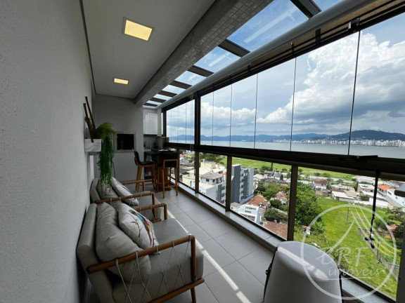 Imagem Cobertura com 3 Quartos à Venda, 180 m² em Balneário - Florianópolis Imagem Cobertura com 3 Quartos à Venda, 180 m² em Balneário - Florianópolis