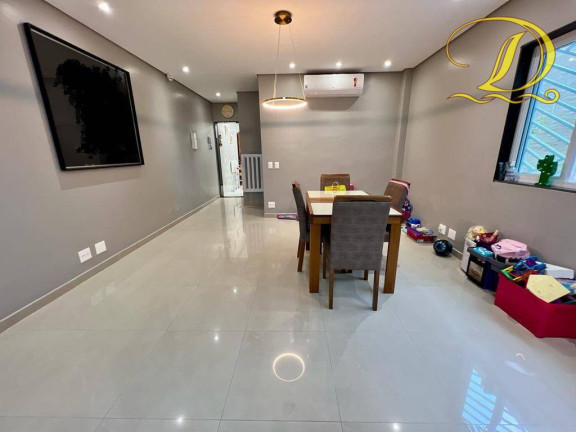 Imagem Sobrado com 4 Quartos à Venda, 220 m² em Canto Do Forte - Praia Grande Imagem Sobrado com 4 Quartos à Venda, 220 m² em Canto Do Forte - Praia Grande