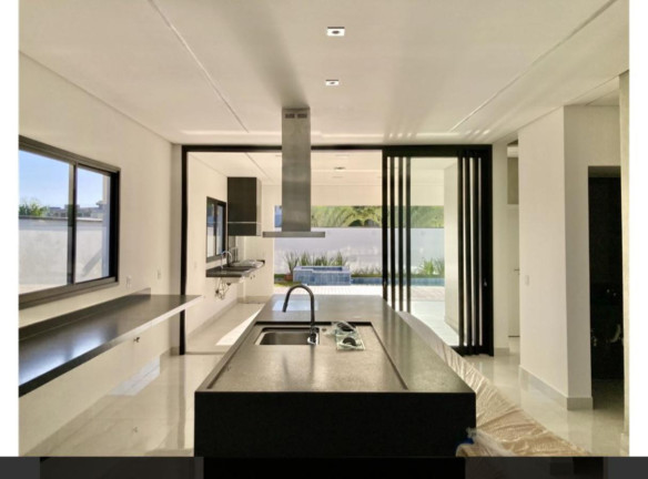 Imagem Casa com 3 Quartos à Venda, 261 m² em Jardim Novo Mundo - Jundiaí
