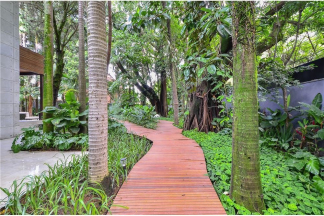 Imagem Casa com 4 Quartos à Venda, 1.117 m² em Jardim Europa - São Paulo Imagem Casa com 4 Quartos à Venda, 1.117 m² em Jardim Europa - São Paulo