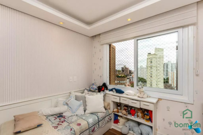 Imagem Apartamento com 3 Quartos à Venda, 241 m² em Auxiliadora - Porto Alegre Imagem Apartamento com 3 Quartos à Venda, 241 m² em Auxiliadora - Porto Alegre