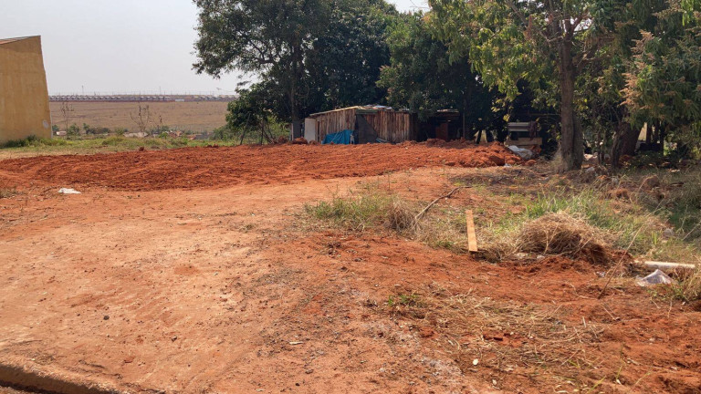 Terreno à Venda, 260 m² em Bauru