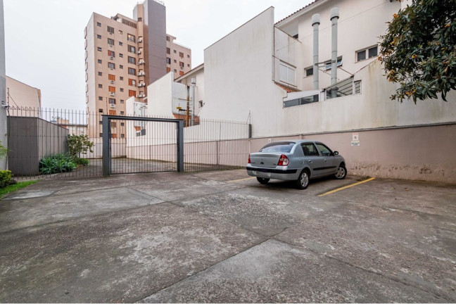 Apartamento com 3 Quartos à Venda, 73 m² em Jardim Itu - Porto Alegre