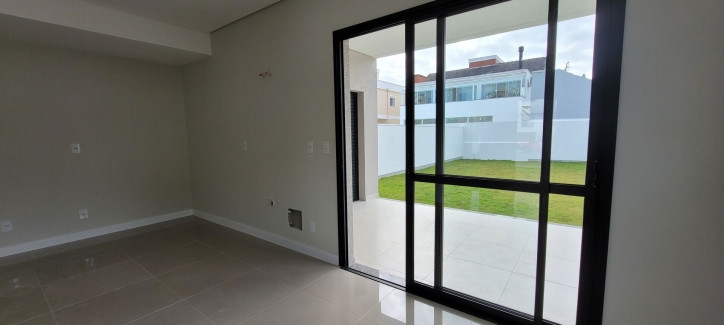 Imagem Casa com 3 Quartos à Venda, 229 m² em Cachoeira Do Bom Jesus - Florianópolis Imagem Casa com 3 Quartos à Venda, 229 m² em Cachoeira Do Bom Jesus - Florianópolis