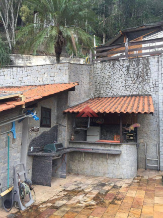 Imagem Casa com 4 Quartos à Venda, 600 m² em Itaipu - Niterói
