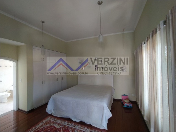 Imagem Casa com 4 Quartos à Venda, 451 m² em Vila Galvão - Guarulhos Imagem Casa com 4 Quartos à Venda, 451 m² em Vila Galvão - Guarulhos
