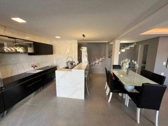 Imagem Sobrado com 2 Quartos à Venda, 200 m² em São Vicente - Itajaí Imagem Sobrado com 2 Quartos à Venda, 200 m² em São Vicente - Itajaí