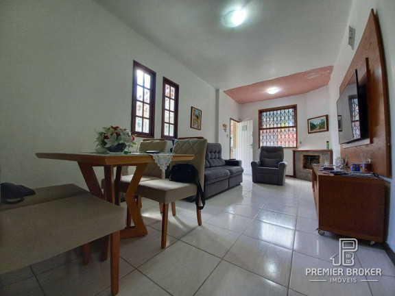 Imagem Casa com 4 Quartos à Venda, 221 m² em Bom Retiro - Teresópolis Imagem Casa com 4 Quartos à Venda, 221 m² em Bom Retiro - Teresópolis