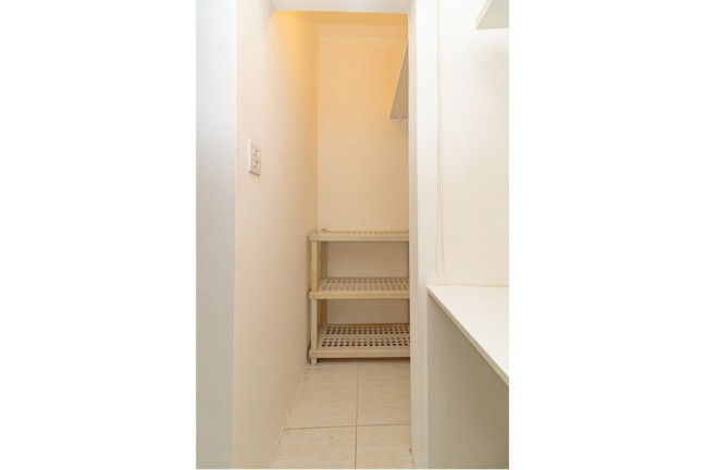 Imagem Imóvel com 1 Quarto à Venda, 28 m² em Cidade Baixa - Porto Alegre Imagem Imóvel com 1 Quarto à Venda, 28 m² em Cidade Baixa - Porto Alegre