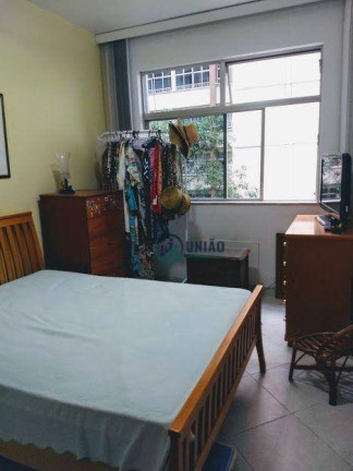 Imagem Apartamento com 4 Quartos à Venda, 222 m² em Icaraí - Niterói