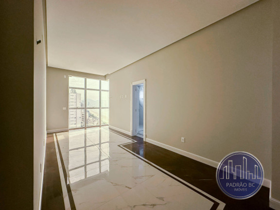 Imagem Apartamento com 4 Quartos à Venda, 217 m² em Centro - Itapema Imagem Apartamento com 4 Quartos à Venda, 217 m² em Centro - Itapema