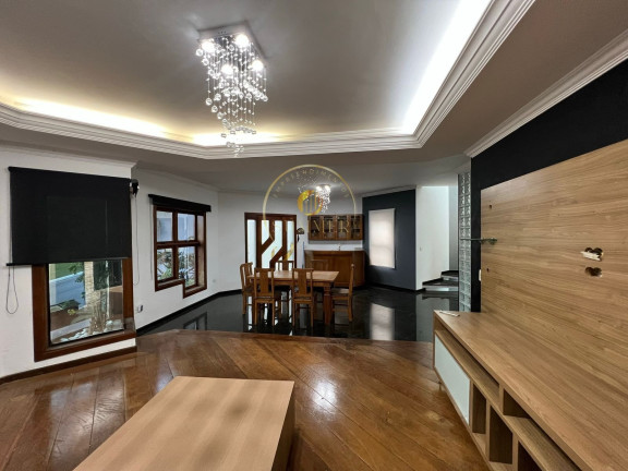 Casa com 7 Quartos à Venda, 420 m² em Jardim Das Cerejeiras - Arujá