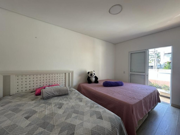 Imagem Sobrado com 3 Quartos à Venda, 214 m² em Chácaras Reunidas Guaio - Suzano Imagem Sobrado com 3 Quartos à Venda, 214 m² em Chácaras Reunidas Guaio - Suzano