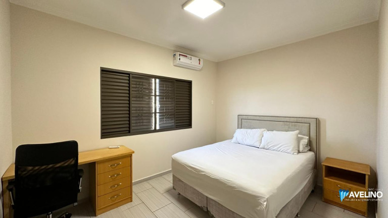 Imagem Sobrado com 3 Quartos à Venda, 220 m² em Tiradentes - Campo Grande Imagem Sobrado com 3 Quartos à Venda, 220 m² em Tiradentes - Campo Grande
