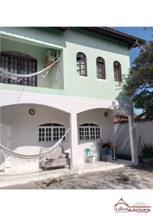 Casa com 4 Quartos à Venda, 214 m² em Jardim Santa Maria - Jacareí